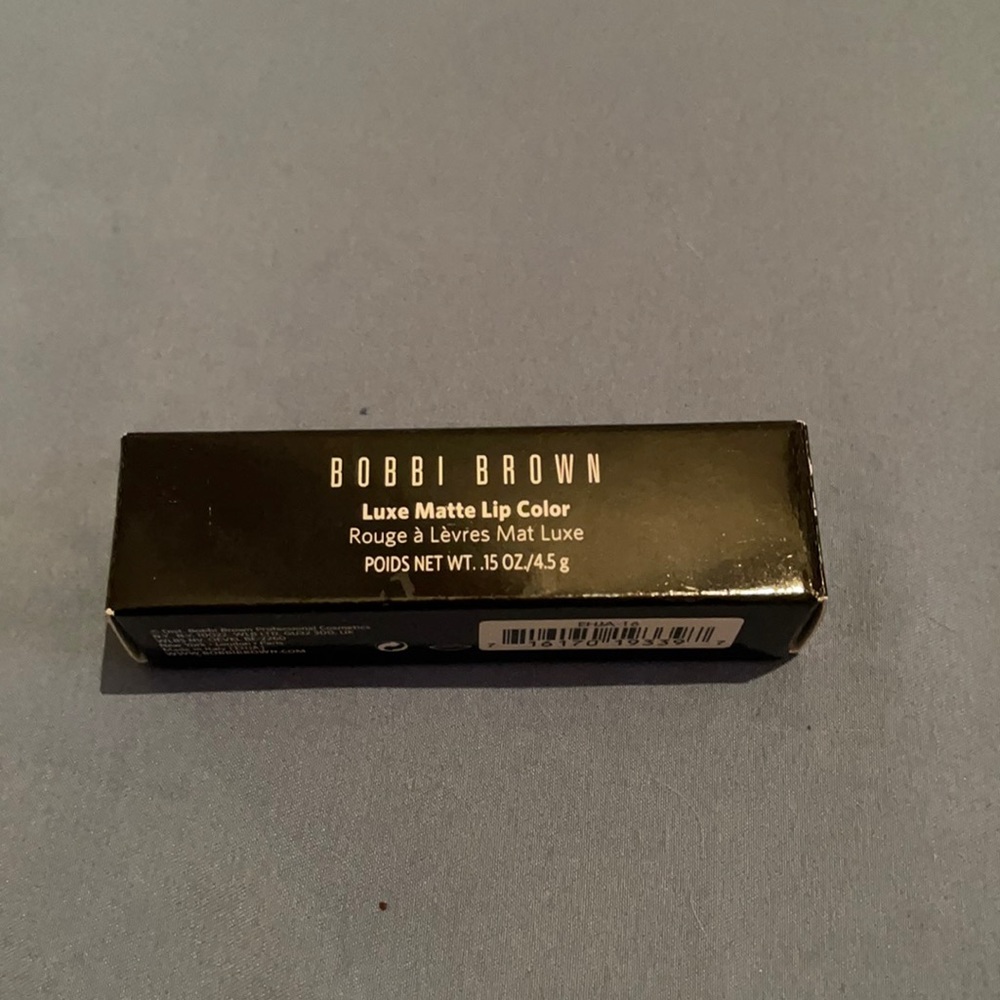 Bobbi Brown lipstick